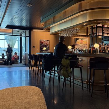 Chase Sapphire Lounge - Main bar area - Airport Lounges Near Me - San Diego, California Chase Sapphire Lounge - Main bar area - Airport Lounges Near Me - San Diego, California
