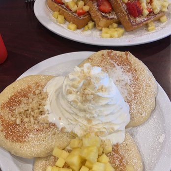 Eggs 'n Things - Hawaiian Whipped Pancake Sampler - Breakfast & Brunch Near Me - Honolulu, Hawaii Eggs 'n Things - Hawaiian Whipped Pancake Sampler - Breakfast & Brunch Near Me - Honolulu, Hawaii