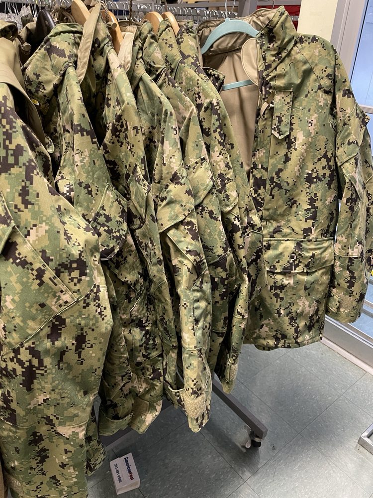 Navy Marine Corps Thrift Shop Logo