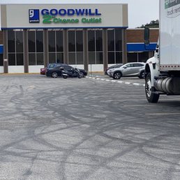 Exterior photo of Goodwill 2nd Chance Outlet - Louisville, Kentucky Exterior photo of Goodwill 2nd Chance Outlet - Louisville, Kentucky