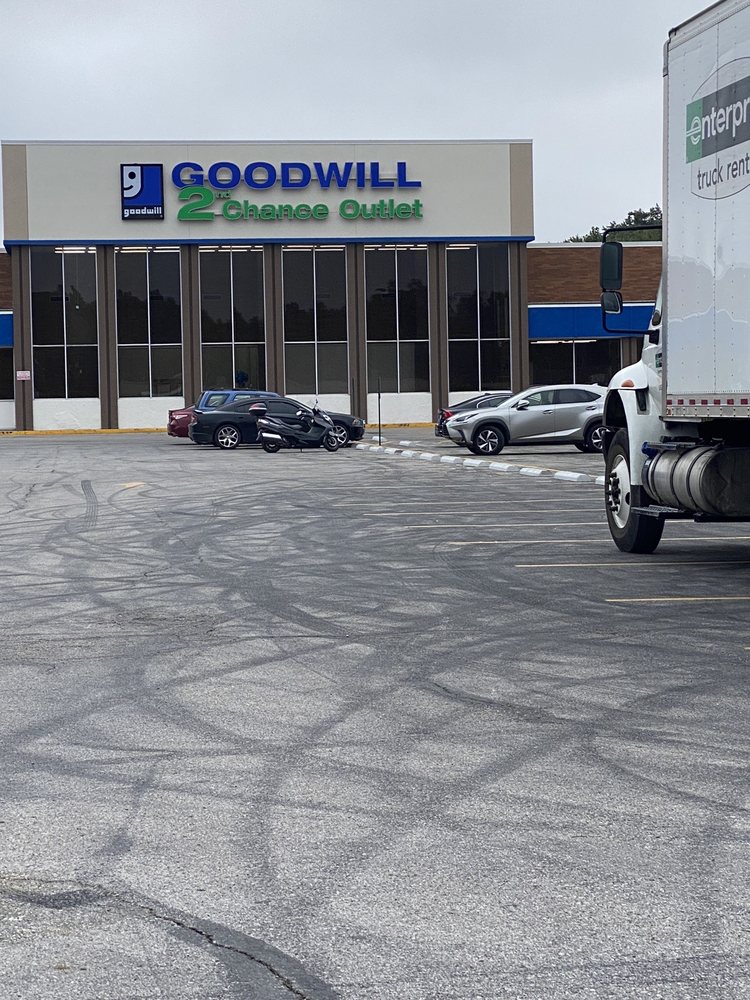 GOODWILL 2ND CHANCE OUTLET Thrift Stores 6201 Preston Hwy