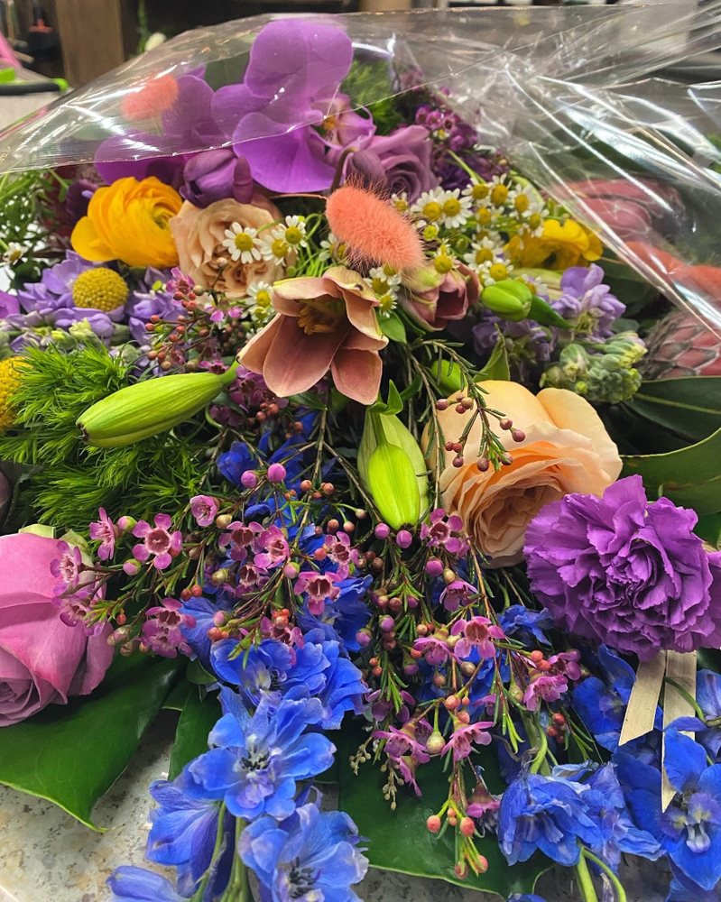 CITY LINE FLORIST 91 Photos & 42 Reviews Florists 2978 Nichols