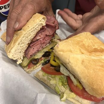 Subarama - The Hungry Hog - Delis Near Me - Redding, California