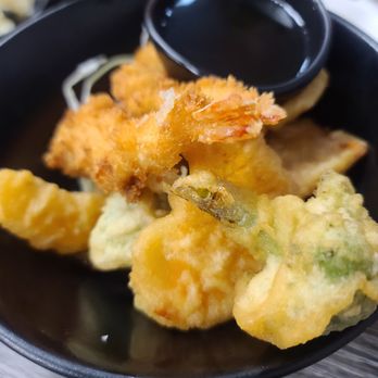 Kakuna Sushi - Mixed tempura - Sushi Bars Near Me - Milpitas, California