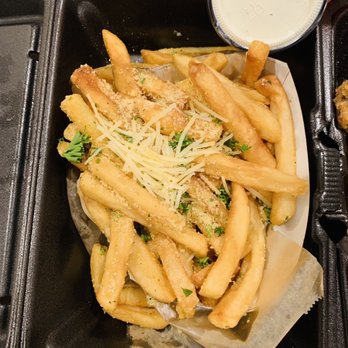 Fire Wings - Vallejo - Garlic fries-Flavorful (best eaten hot and right away) - Chicken Wings Near Me - Vallejo, California Fire Wings - Vallejo - Garlic fries-Flavorful (best eaten hot and right away) - Chicken Wings Near Me - Vallejo, California
