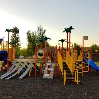 Gladstone Park - Parks Near Me - Glendora, California Gladstone Park - Parks Near Me - Glendora, California