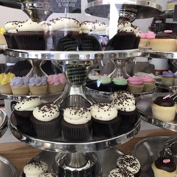 Georgetown Cupcake - Cupcakes Near Me - Washington, DC, District of Columbia Georgetown Cupcake - Cupcakes Near Me - Washington, DC, District of Columbia