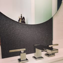 Females round mirror