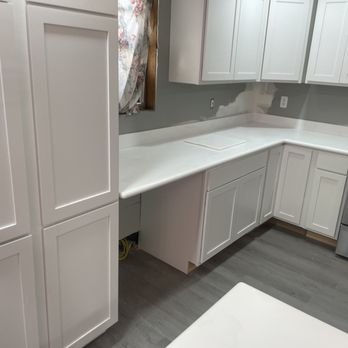 Solid Surfaces - General Contractors Near Me - Columbia, South Carolina