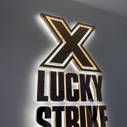 Lucky Strike Beverly Hills - Signage outside of the elevators