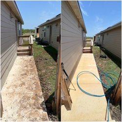 D2Hydro-Wash - Side of house.