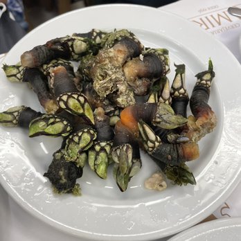 Cervejaria Ramiro - goose barnacles - Seafood Near Me - Lisbon, 11