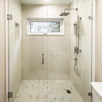 EC Door MFG - Glass shower - Glass & Mirrors Near Me - Markham, Ontario