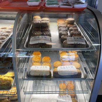 Wei Hong Bakery - Mooncakes - Bakeries Near Me - Saint Louis, Missouri Wei Hong Bakery - Mooncakes - Bakeries Near Me - Saint Louis, Missouri