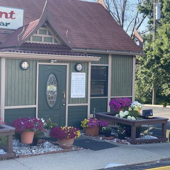 Mai Thai - Beautiful landscaping - Sushi Bars Near Me - Florence, Kentucky Mai Thai - Beautiful landscaping - Sushi Bars Near Me - Florence, Kentucky