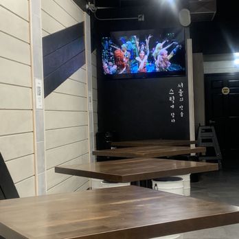 Seoul Stick - Sitting area - Fast Food Near Me - Chicago, Illinois Seoul Stick - Sitting area - Fast Food Near Me - Chicago, Illinois