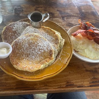 Petit Soleil - Pancakes eggs and bacon - Breakfast & Brunch Near Me - Napa, California Petit Soleil - Pancakes eggs and bacon - Breakfast & Brunch Near Me - Napa, California