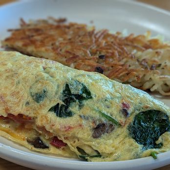 J Nichols Kitchen - California Omelet - New American Near Me - Marina Del Rey, California J Nichols Kitchen - California Omelet - New American Near Me - Marina Del Rey, California