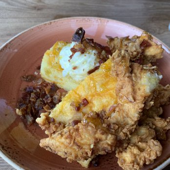 Eureka! - Sweet cornbread & fried chicken - American Near Me - Hawthorne, California Eureka! - Sweet cornbread & fried chicken - American Near Me - Hawthorne, California