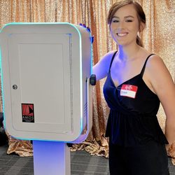 Amos Productions - Photo Booth tech, Elissa!