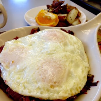 Lighthouse Cafe - Corned Beef Hash with jalapeños and three eggs over easy. - Breakfast & Brunch Near Me - Sausalito, California