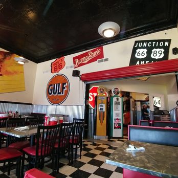 Cruiser's Cafe 66 - American Near Me - Williams, Arizona