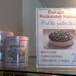 Farmors Deli - Mustikka-juustopiirakka