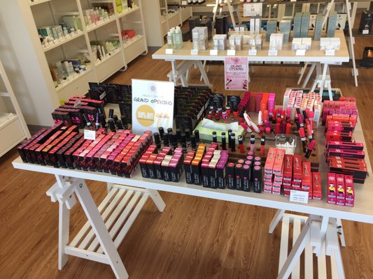 Hallyu Cosmetics by null