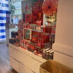 Bath & Body Works