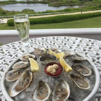 Spring House Hotel - Oysters and champagne! - Hotels Near Me - Block Island, Rhode Island Spring House Hotel - Oysters and champagne! - Hotels Near Me - Block Island, Rhode Island