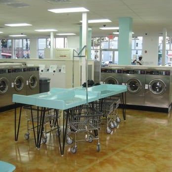 Suds Laundromat - Free WIFI - Laundromat Near Me - Boston, Massachusetts