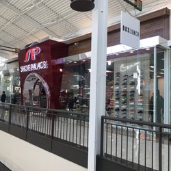 Shoe Palace