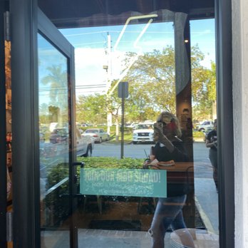 MOD Pizza - entrance - Fast Food Near Me - Parkland, Florida