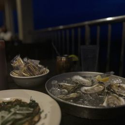 ANGELO’S SEAFOOD RESTAURANT - Updated July 2025 - 269 Photos & 243 ...