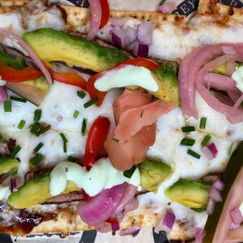 Treylor Park - Ahí tuna flatbread - New American Near Me - Savannah, Georgia