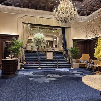 The Drake - Hotels Near Me - Chicago, Illinois The Drake - Hotels Near Me - Chicago, Illinois