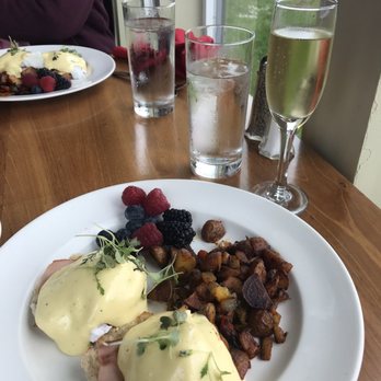 Redfish - Eggs Benedict - Seafood Near Me - Port Orford, Oregon