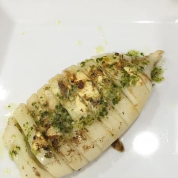 Sueños de Merlín - Entrante: calamar a la plancha - Arroceria / Paella Near Me - Valencia, V Sueños de Merlín - Entrante: calamar a la plancha - Arroceria / Paella Near Me - Valencia, V