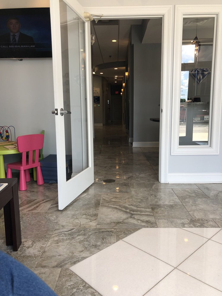 DIAMOND DENTAL SERVICE 18 Reviews 754 S Rand Rd, Lake Zurich