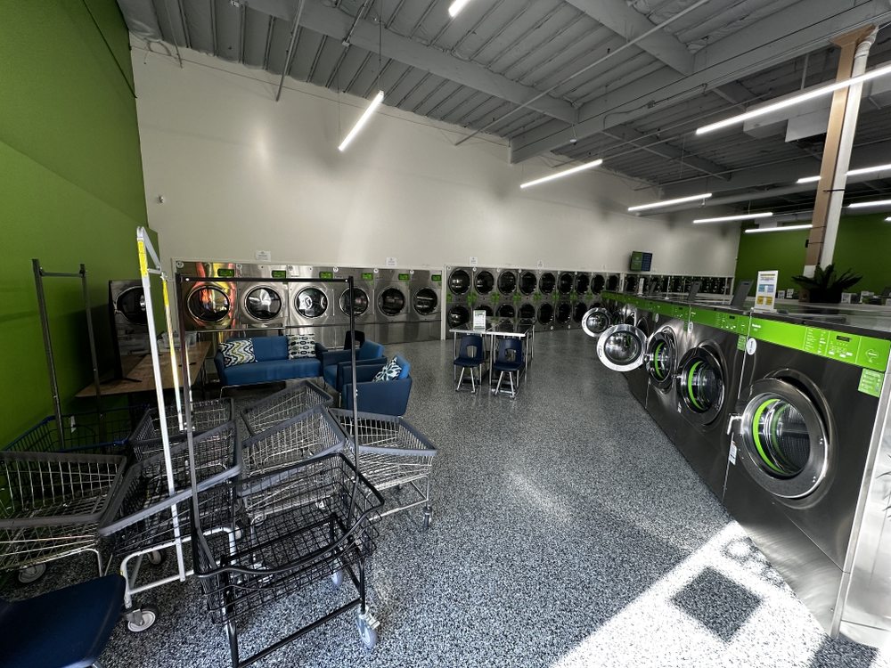 SIMPLE LIFE LAUNDRY Updated May 2024 26 Photos 79 N State St