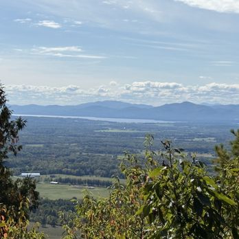 Mt Philo State Park - Parks Near Me - Charlotte, Vermont