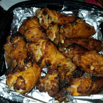 1000 Degrees Pizza - North Miami Beach, FL - Delicious buffalo wings - Pizza Near Me - North Miami Beach, Florida 1000 Degrees Pizza - North Miami Beach, FL - Delicious buffalo wings - Pizza Near Me - North Miami Beach, Florida