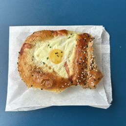 Brioche with egg/ricotta/proscuitto