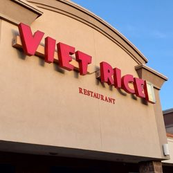 Viet Rice - Outside