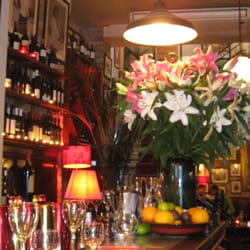 The Green Hen - Part of the bar