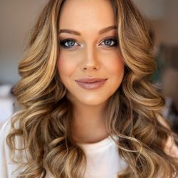 Coco's'he Hair & Makeup Studio - The prettiest blonde
Balayage
Highlights
Makeup
Hair Color
Boca Raton hair salon