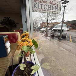 Mother Mae's Kitchen - Front window seat