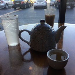 Hot Green Tea, Water, and Thai Ice coffee