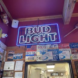 Bud light! Bud light!