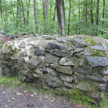 Nine Men's Misery - The grave is marked by the pile of rocks - Local Flavor Near Me - Cumberland, Rhode Island Nine Men's Misery - The grave is marked by the pile of rocks - Local Flavor Near Me - Cumberland, Rhode Island